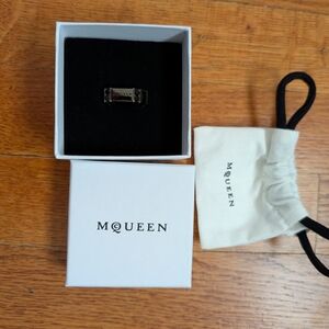 Alexander McQueen Men's Dapper Ring Black Size 21 (IT) / 100% Authentic With Box